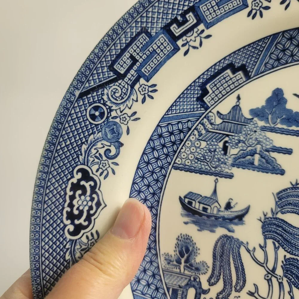 ONE Churchill Willow Blue Dinner Plate (Blue Willow) Georgian Shape